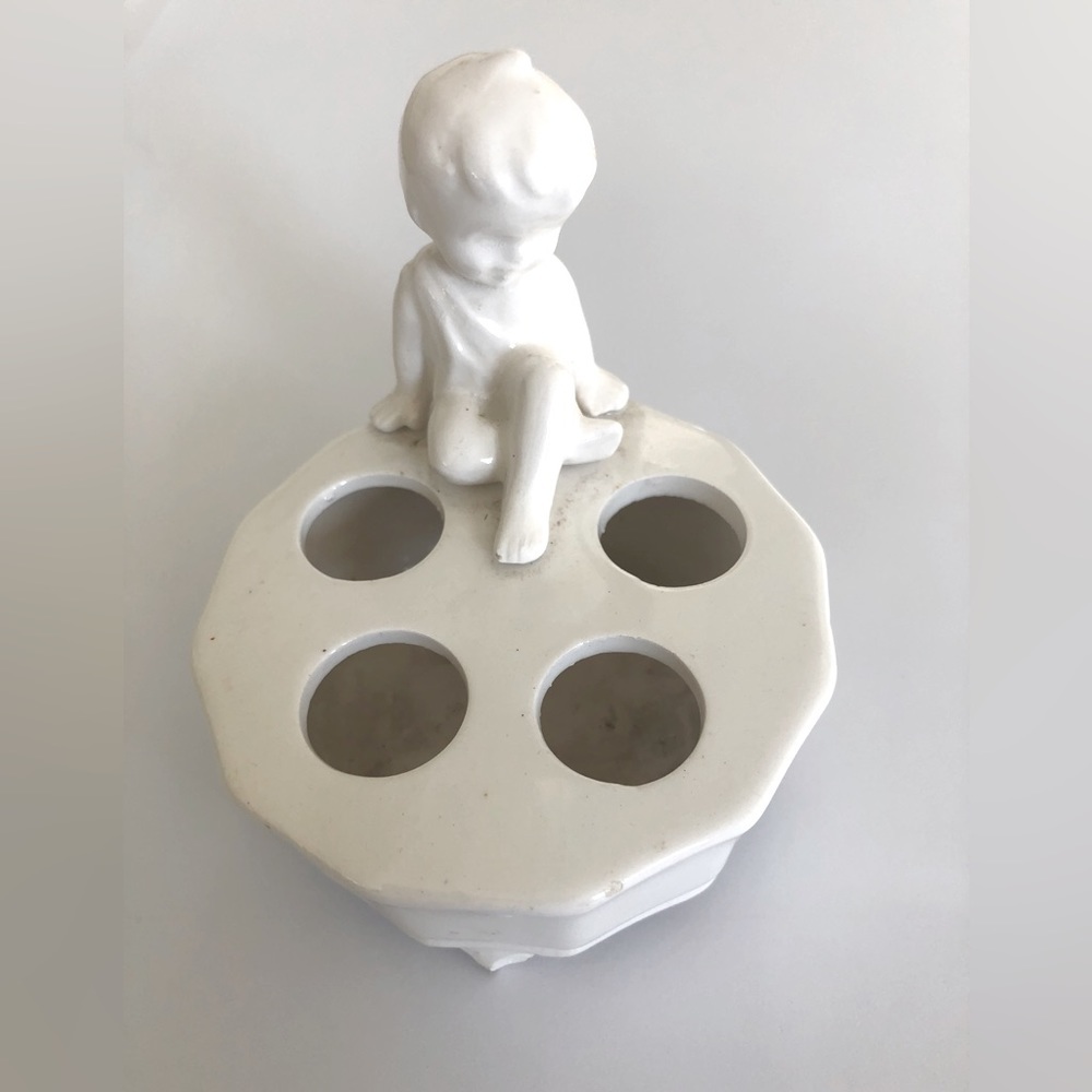 Vintage Little Child Toothbrush Holder